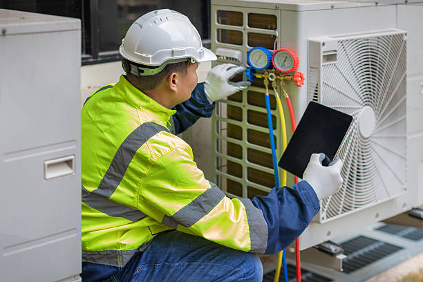 Professional Hvac technician working in Foley, MN